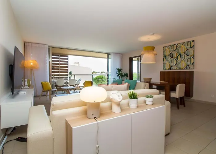 Herdade Dos Salgados - Dalma Pateo * アルブフェイラ